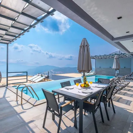 Kalkan Royal Honeymoon カシュ